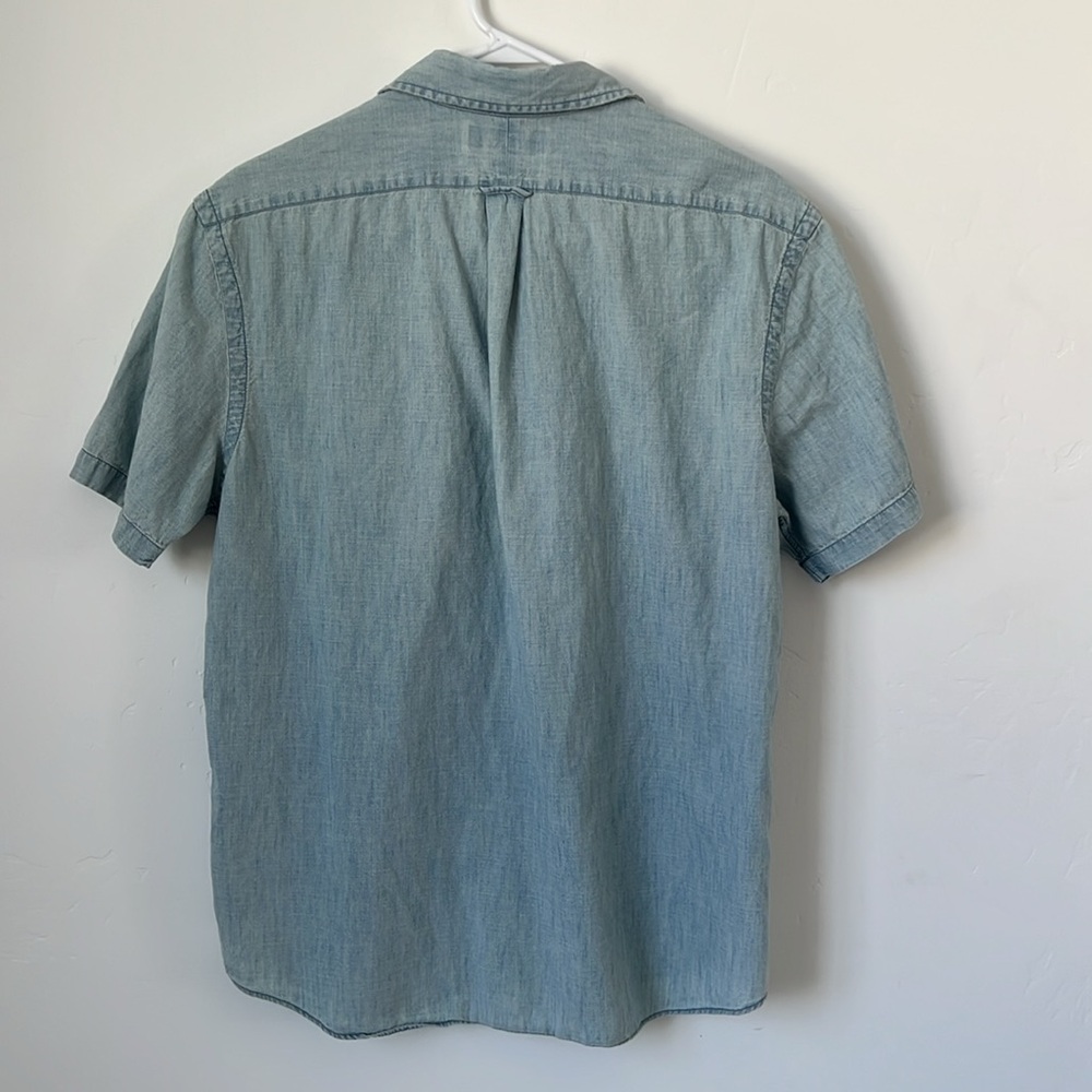 Ralph Lauren Light Blue Short Sleeve Button-Down Shirt - Picture 3 of 7